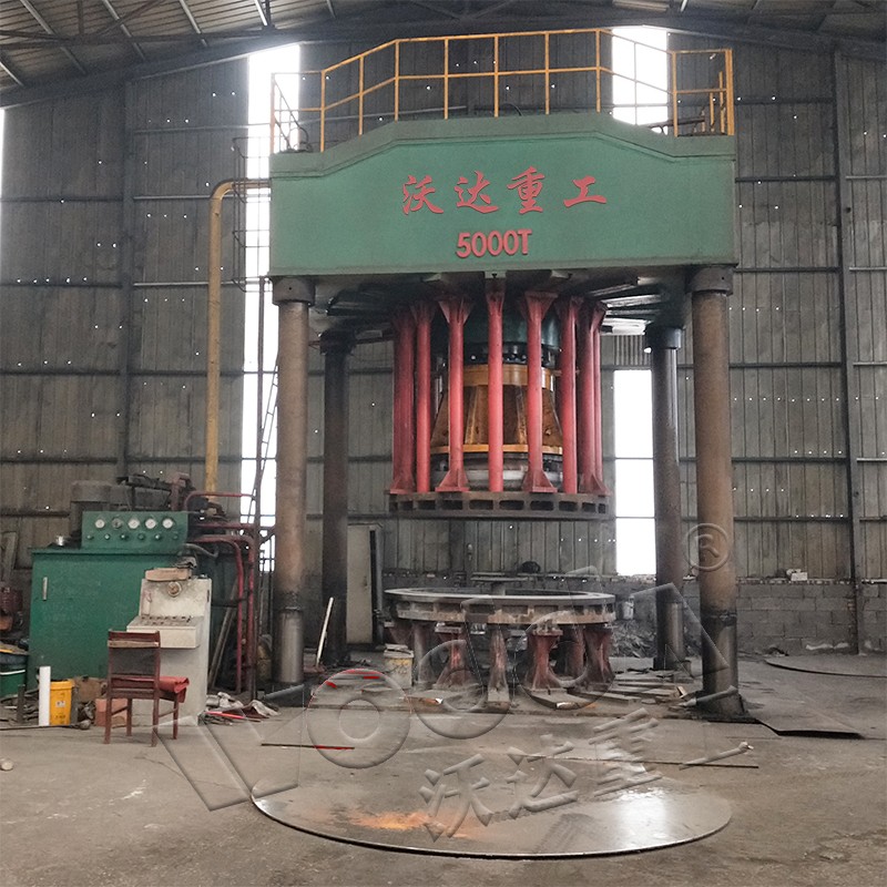 5000噸封頭油壓機(jī) 5000噸封頭油壓機(jī)