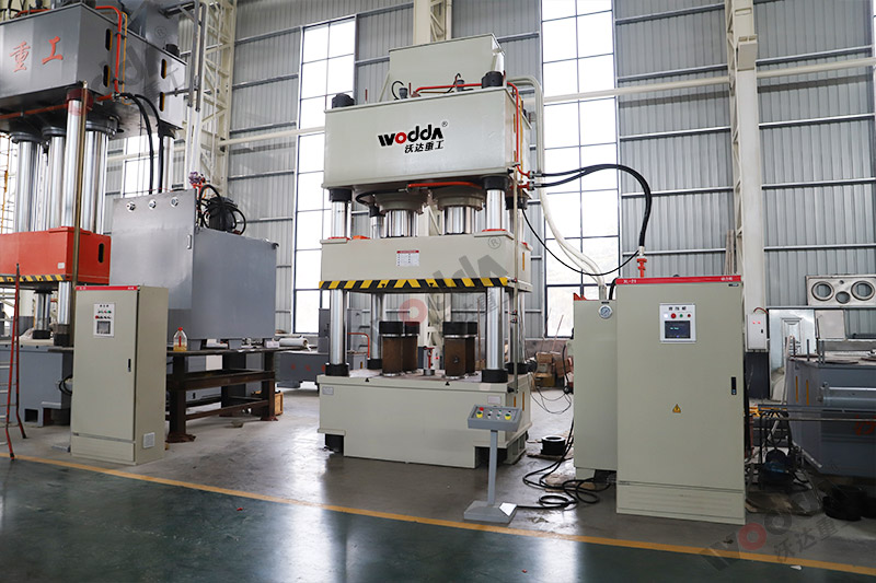 塑料托盤(pán)成型液壓機(jī) 塑料托盤(pán)成型液壓機(jī)