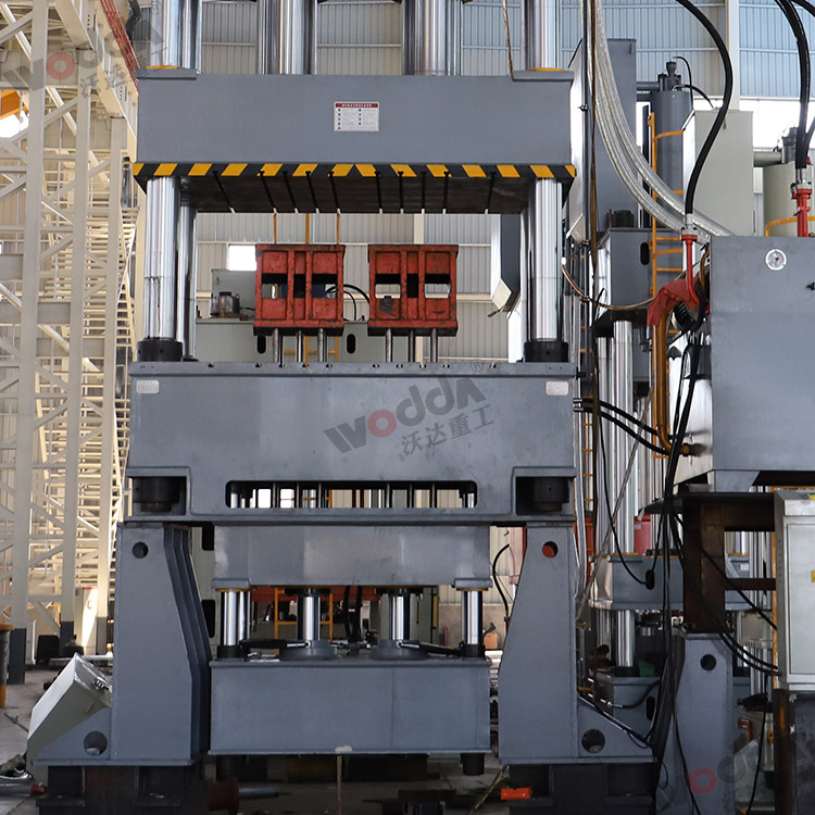 1000噸液壓機(jī)(液壓墊) 1000噸液壓機(jī)(液壓墊)