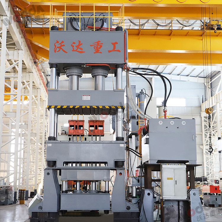 1000噸液壓墊(多頂桿)拉伸液壓機(圖1) 1000噸液壓墊(多頂桿)拉伸液壓機(圖1)