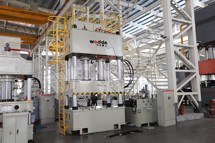 伺服500噸液壓機(jī) 伺服500噸液壓機(jī)