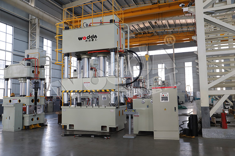 伺服500噸液壓機(jī) 伺服500噸液壓機(jī)