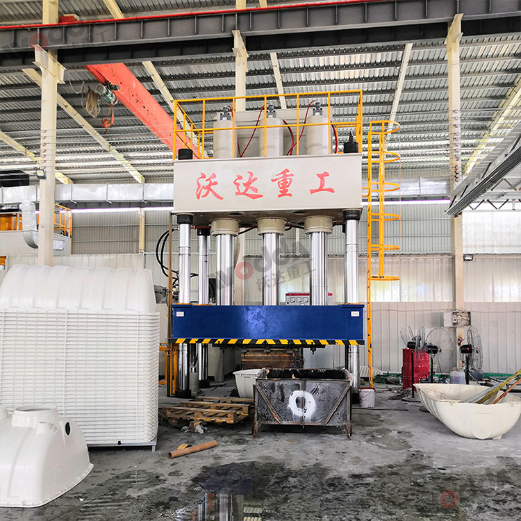 1000噸玻璃鋼化糞池液壓機(jī) 1000噸玻璃鋼化糞池液壓機(jī)