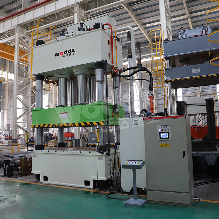 1000噸塑料托盤液壓機(jī) 1000噸塑料托盤液壓機(jī)