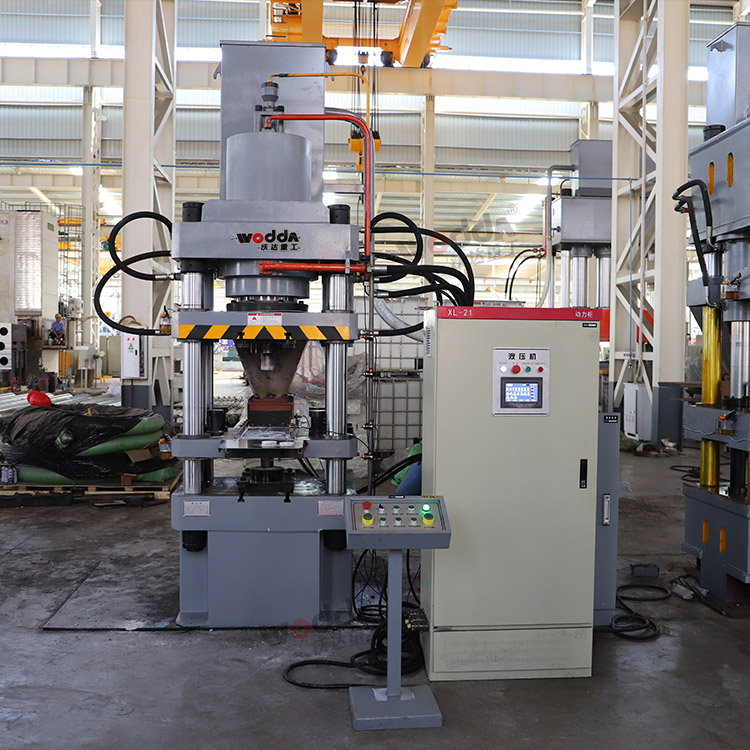 315噸四梁四柱液壓機 315噸四梁四柱液壓機