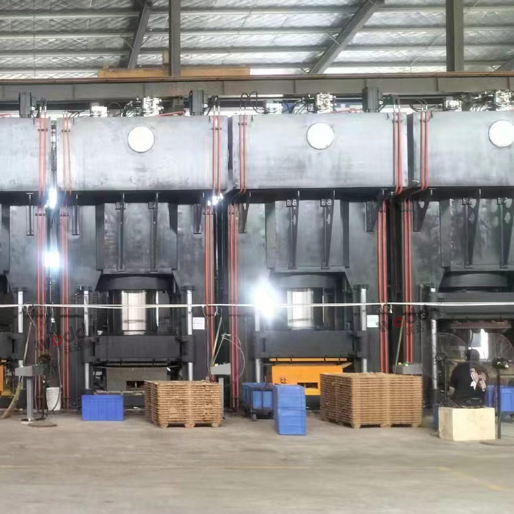1800噸木屑托盤成型液壓機(jī)(框架式液壓機(jī)) 1800噸木屑托盤成型液壓機(jī)(框架式液壓機(jī))