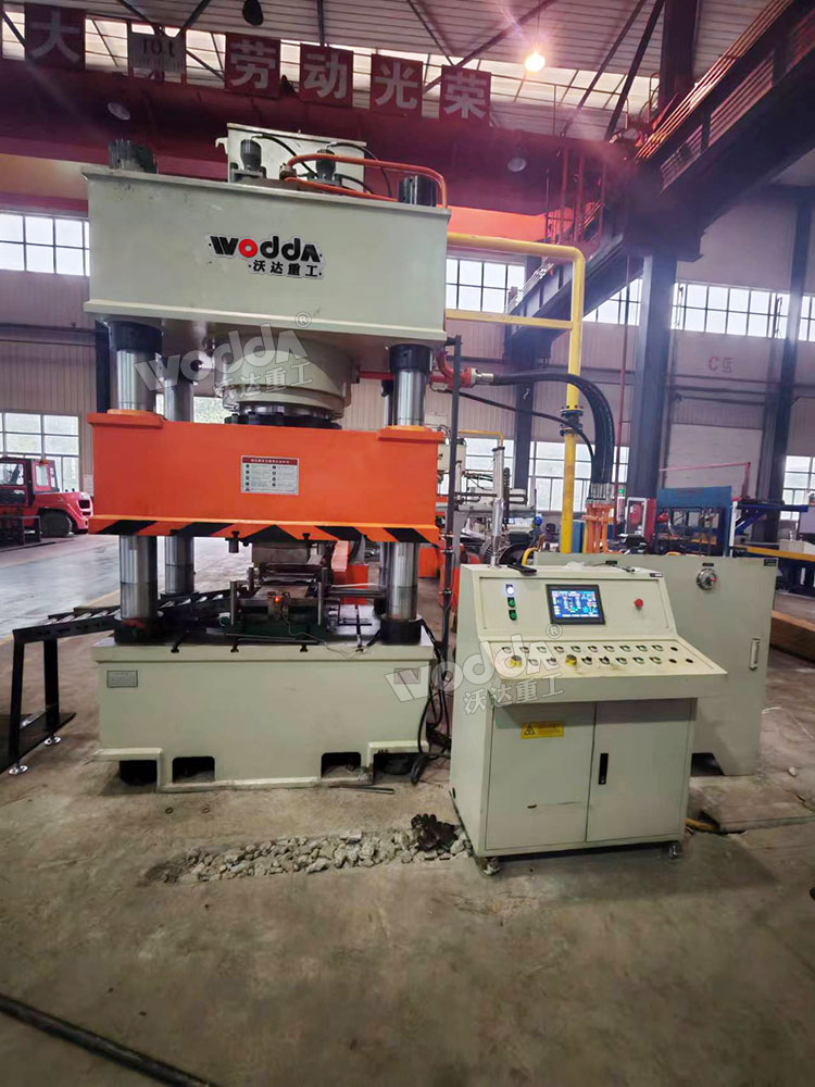 錨桿托盤液壓機(630噸三梁四柱液壓機) 錨桿托盤液壓機(630噸三梁四柱液壓機)