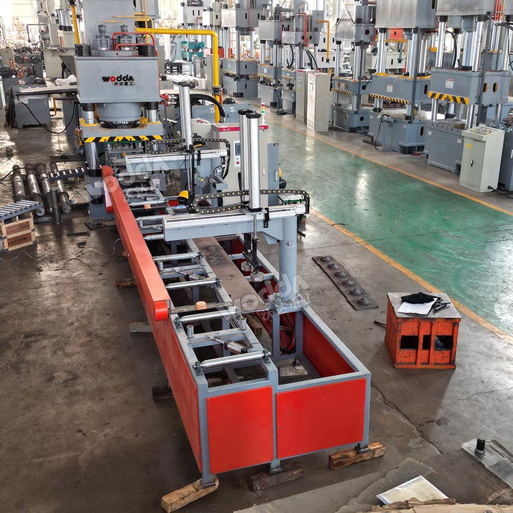 500噸錨桿托盤自動(dòng)化生產(chǎn)線 500噸錨桿托盤自動(dòng)化生產(chǎn)線