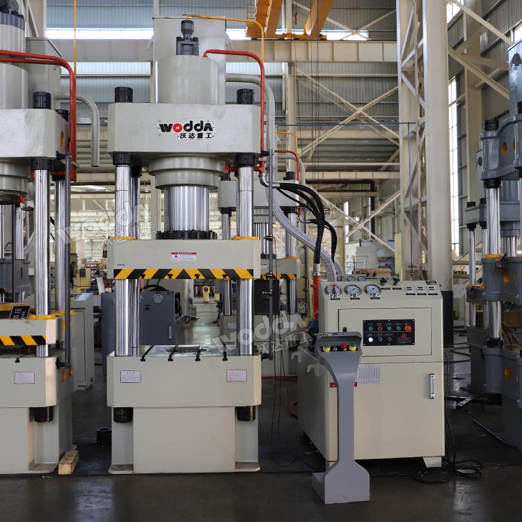 315噸三梁四柱液壓機 315噸三梁四柱液壓機