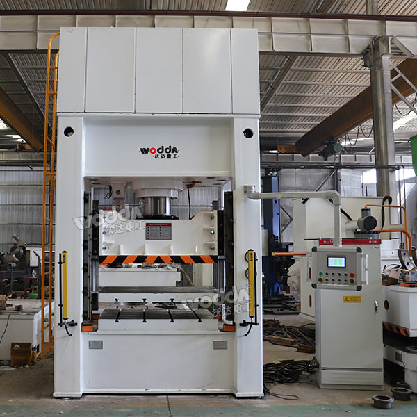 315噸框架式液壓機(jī)