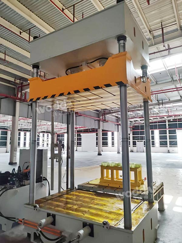 80噸移動工作臺液壓機(jī)調(diào)試 80噸移動工作臺液壓機(jī)調(diào)試