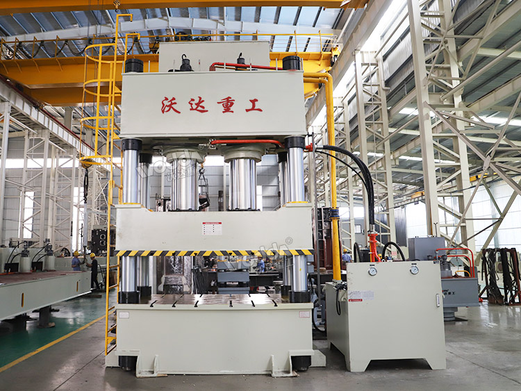 1000噸四柱液壓機 1000噸四柱液壓機