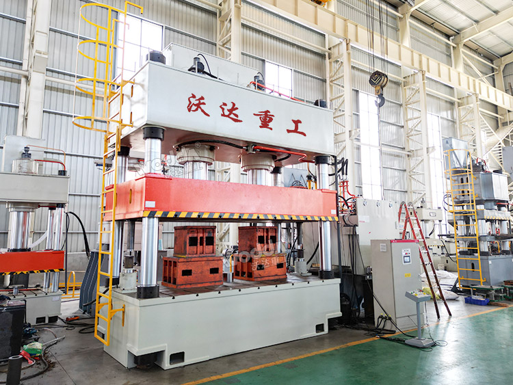 1000噸液壓機 1000噸液壓機