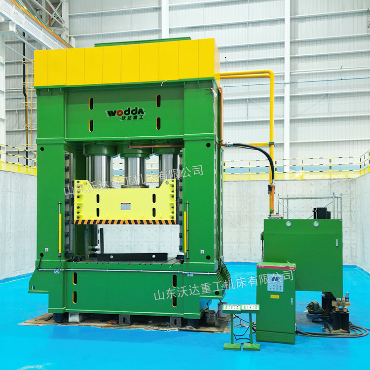 3000噸框架式液壓機(jī).jpg