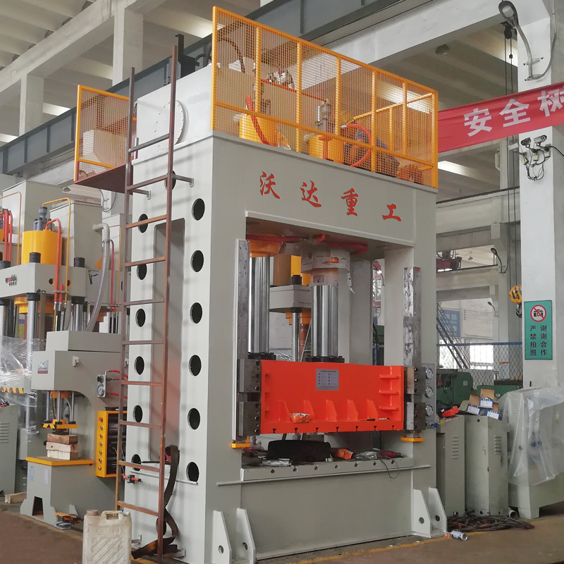 630噸框架式液壓機 630噸框架式液壓機